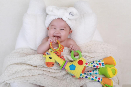 拉萨1岁宝宝流鼻涕打喷嚏